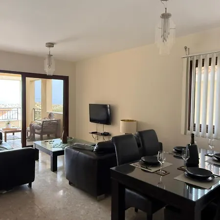 Modern Comfort & Sea View - Aphrodite Gardens Apartment *