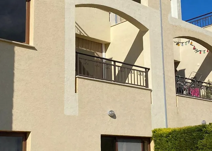 Διαμέρισμα Modern Comfort & Sea View - Aphrodite Gardens Πισσούρι