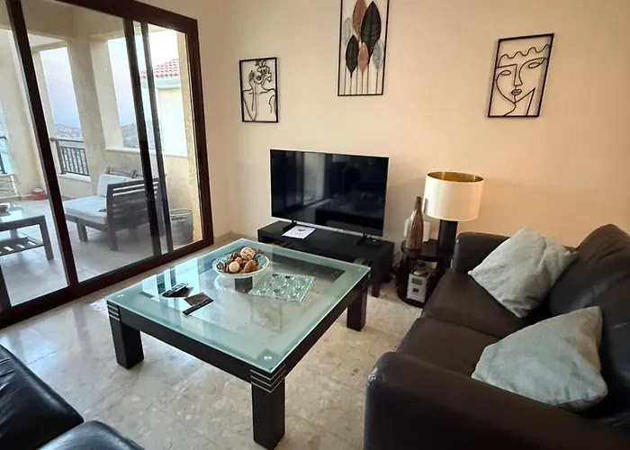 아파트 Modern Comfort & Sea View - Aphrodite Gardens